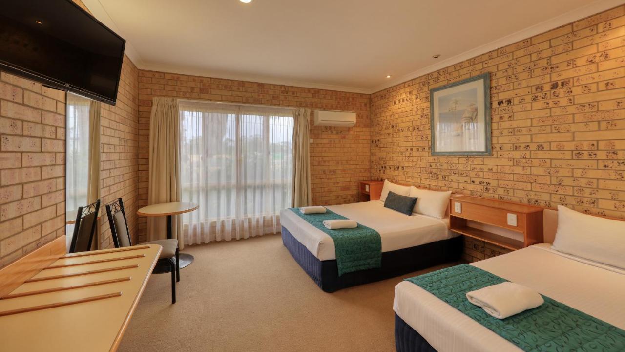Mulga Country Motor Inn Charleville Exterior foto