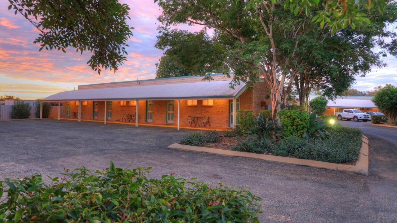 Mulga Country Motor Inn Charleville Exterior foto