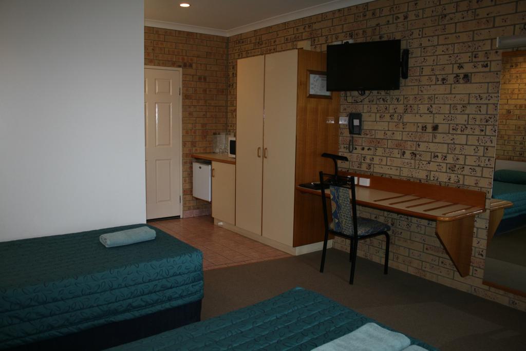 Mulga Country Motor Inn Charleville Habitación foto