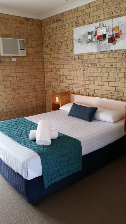 Mulga Country Motor Inn Charleville Exterior foto